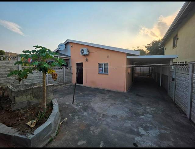 2 BEDROOM PROPERTY TO RENT IN REDCLIFFE